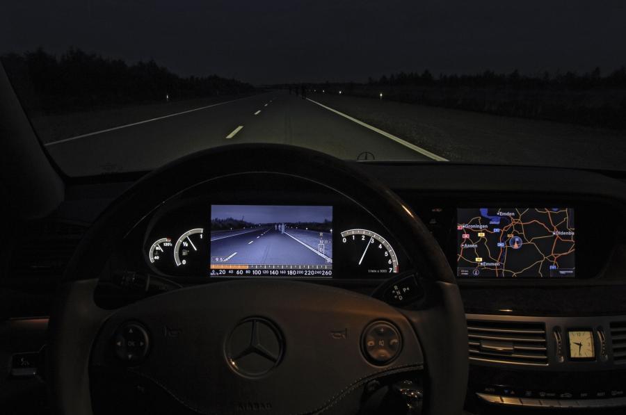  Mercedes-Benz S-Class 2007 года  (фото 89 из 414)